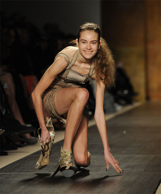 Illustration for article titled Top 10 All-Time Model/Runway Mishaps